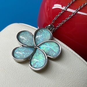 Hawaiian 🌺 Silver Plumeria Pendant Necklace